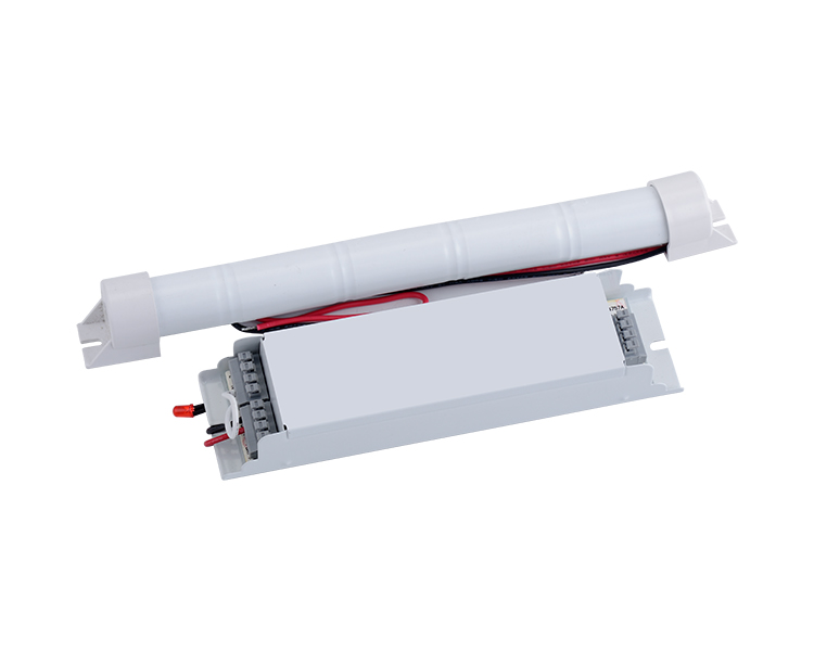 Invertor fluorescent de urgență